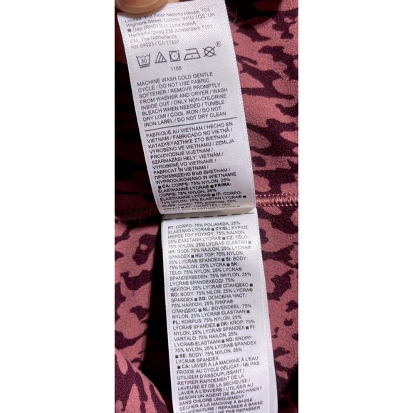 Athleta Salutation Stash Pocket II 7/8 Leggings L Petite - Picture 5 of 11